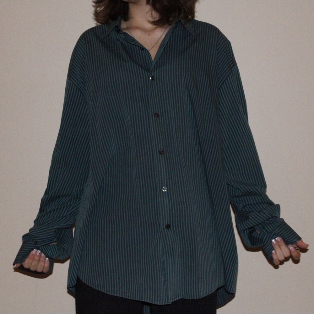 VAN HEUSEN green and black striped button down